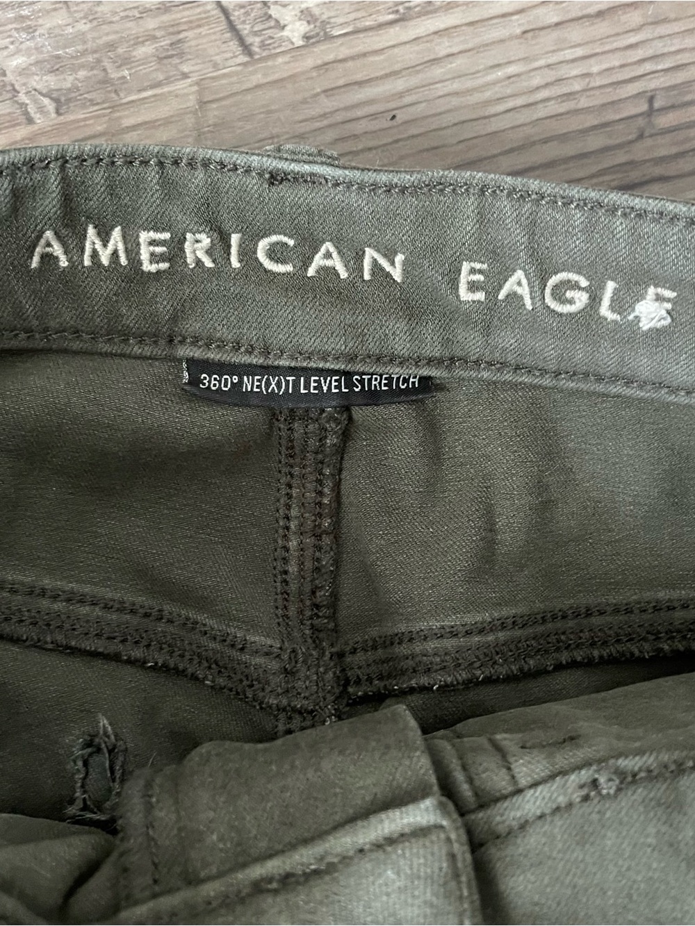 American Eagle Olive Green Cargo Jeggings High Rise Stretch Pants Size 6 - Picture 3 of 5